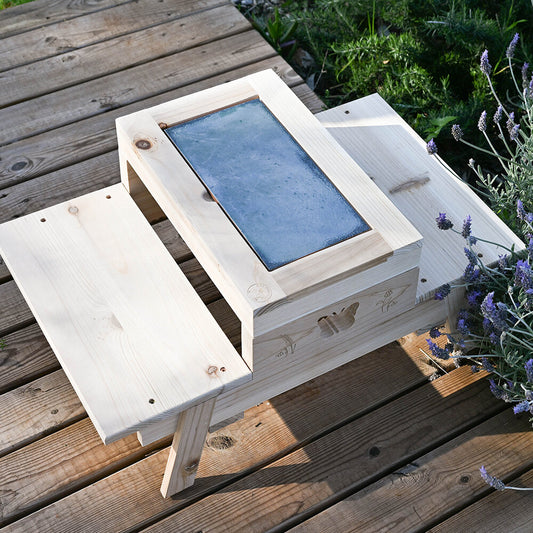 "Cool" Picknickbank butterfly